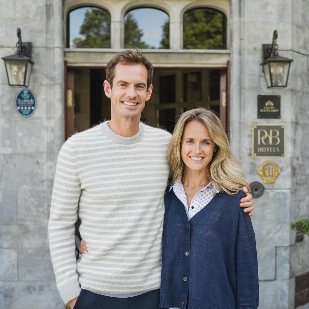 Entramos en el hotel de Andy Murray y Kim Sears, la espectacular mansión victoriana donde celebraron su boda: 20 hectáreas de bosque con lago, capilla y pista de tenis