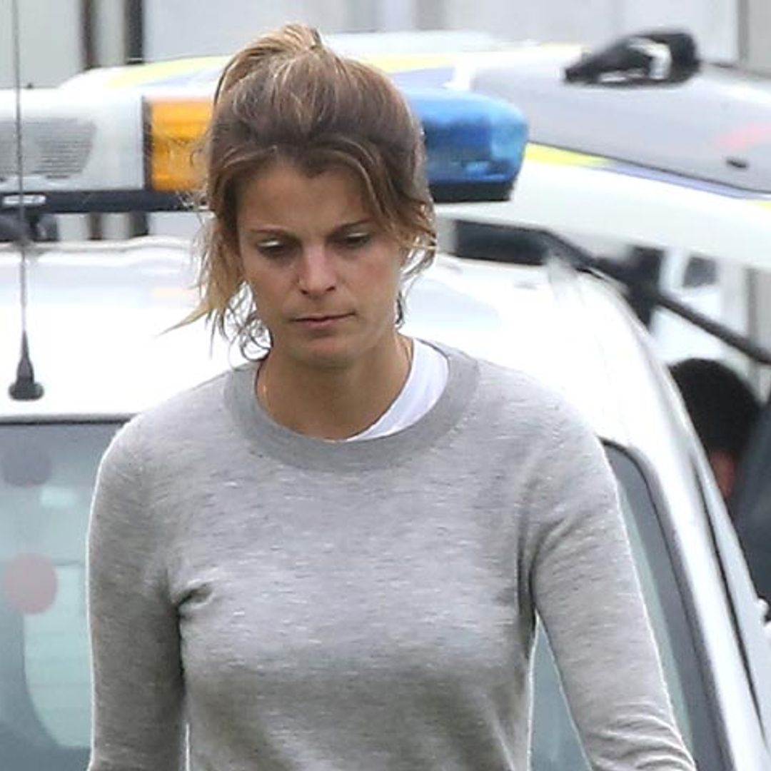 Pensativa y sin alianza, las primeras imágenes de Athina Onassis tras su separación
