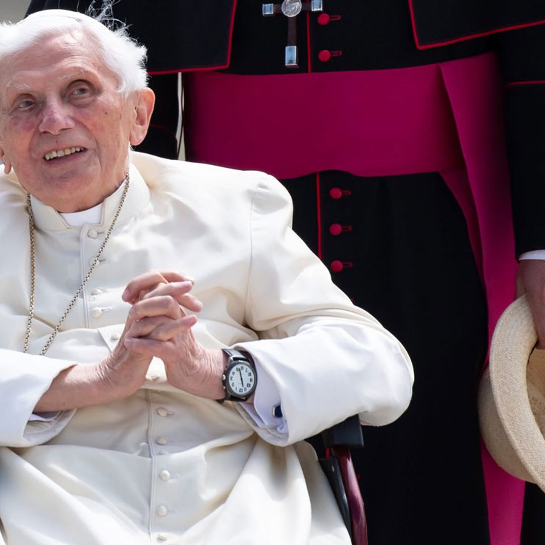 Benedicto XVI, estable dentro de la extrema gravedad y con total lucidez