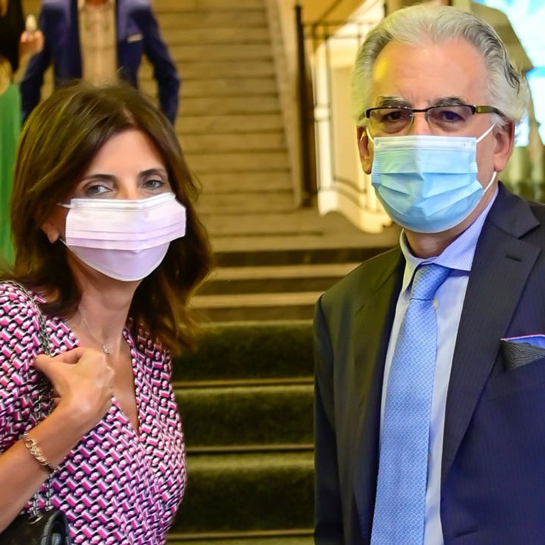 Primeras imágenes de Álvaro Vargas Llosa con su nueva pareja, la libanesa Nada Chedid