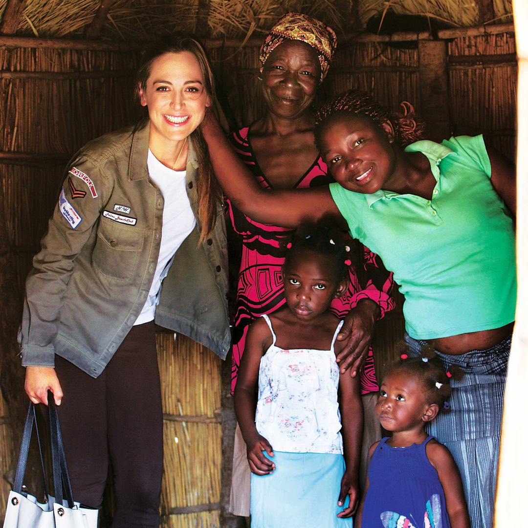 Tamara Falcó durante su voluntariado en Mozambique