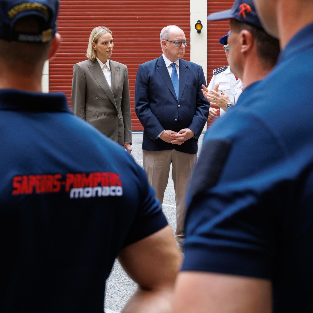 El príncipe Alberto y Charlene visitan la Dirección de Seguridad Pública en Mónaco tras la explosión, el 30 de junio de 2026