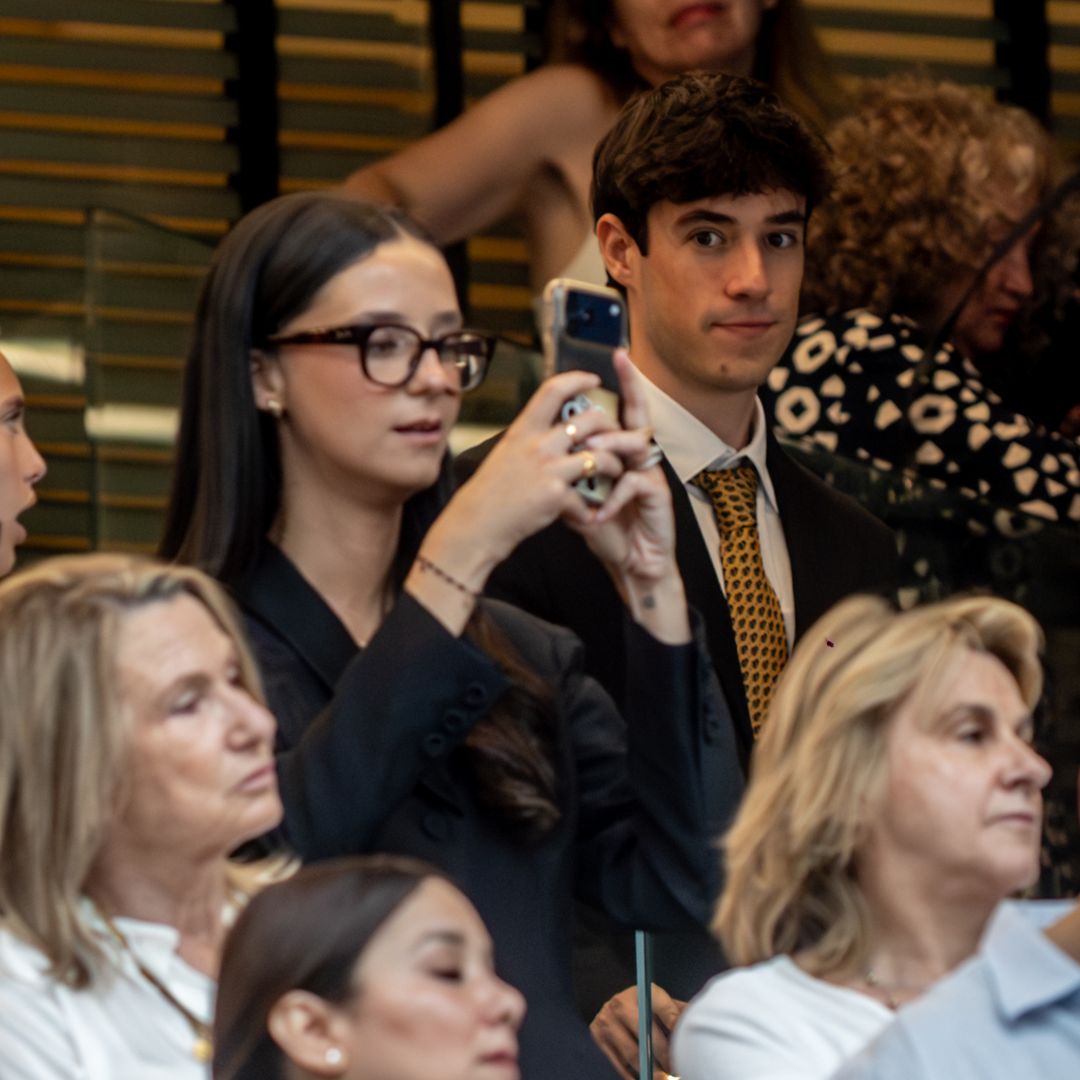 Así ha sido el encuentro privado de la reina Sofía, las infantas Elena y Cristina y sus hijos con León XIV: de lo que han hablado al intercambio de regalos