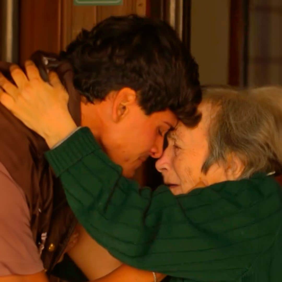 El emotivo vídeo viral del influencer argentino y su abuela: el reencuentro que ha conmovido al mundo otra vez