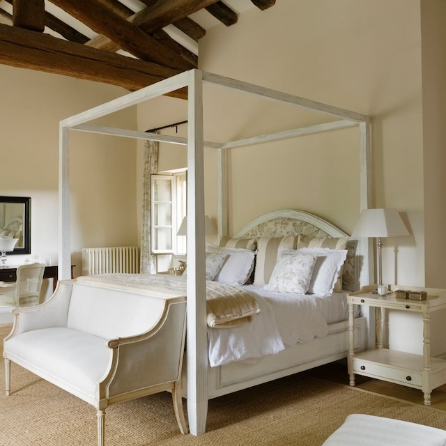 Dormitorio principal de una casa en la Provenza francesa
