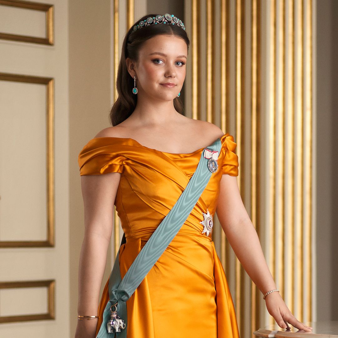 Isabella de Dinamarca cumple 18 años vestida de gala y estrenando tiara histórica