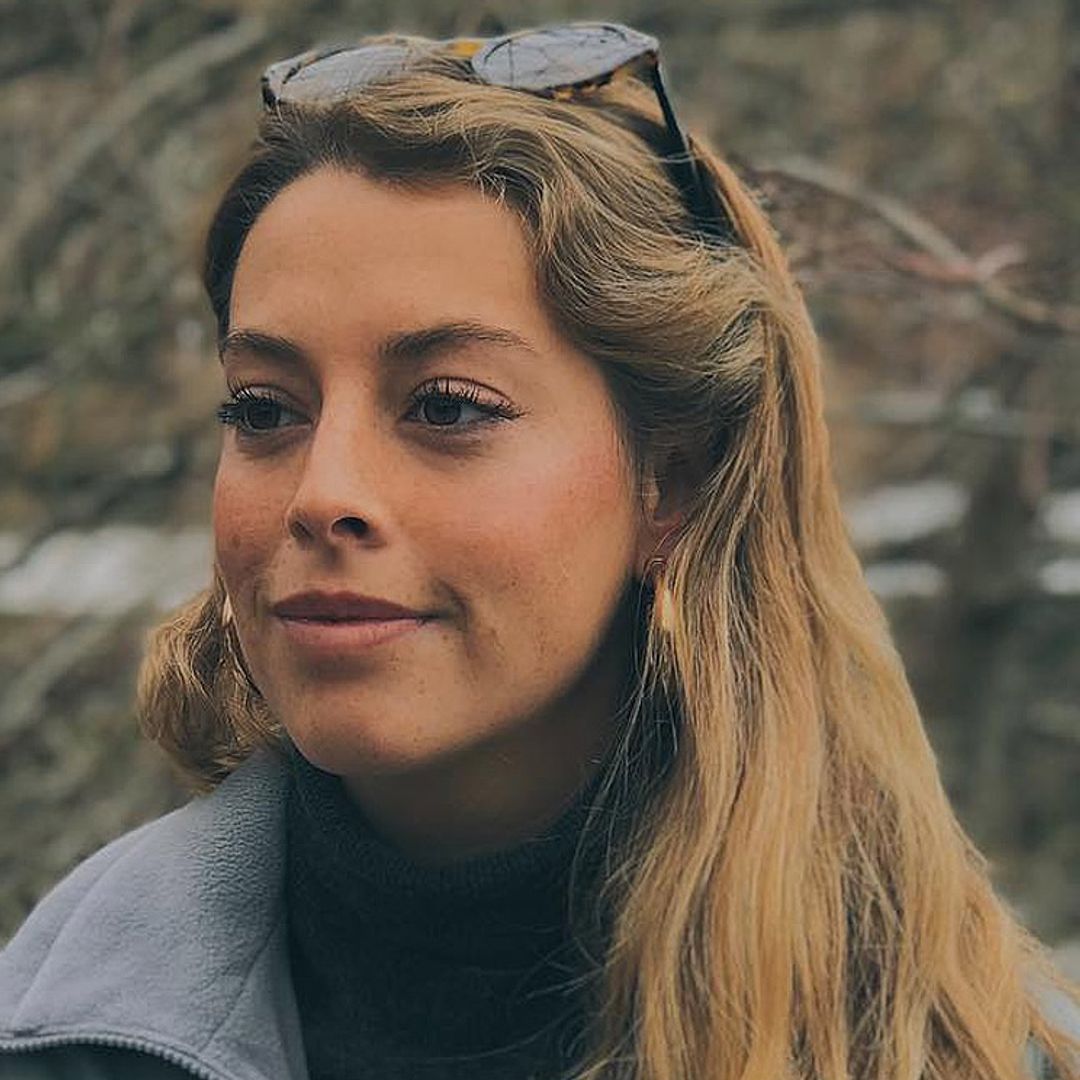 Belén Écija, hija de Belén Rueda, hace su debut en televisión con el primer tráiler de 'La Valla'