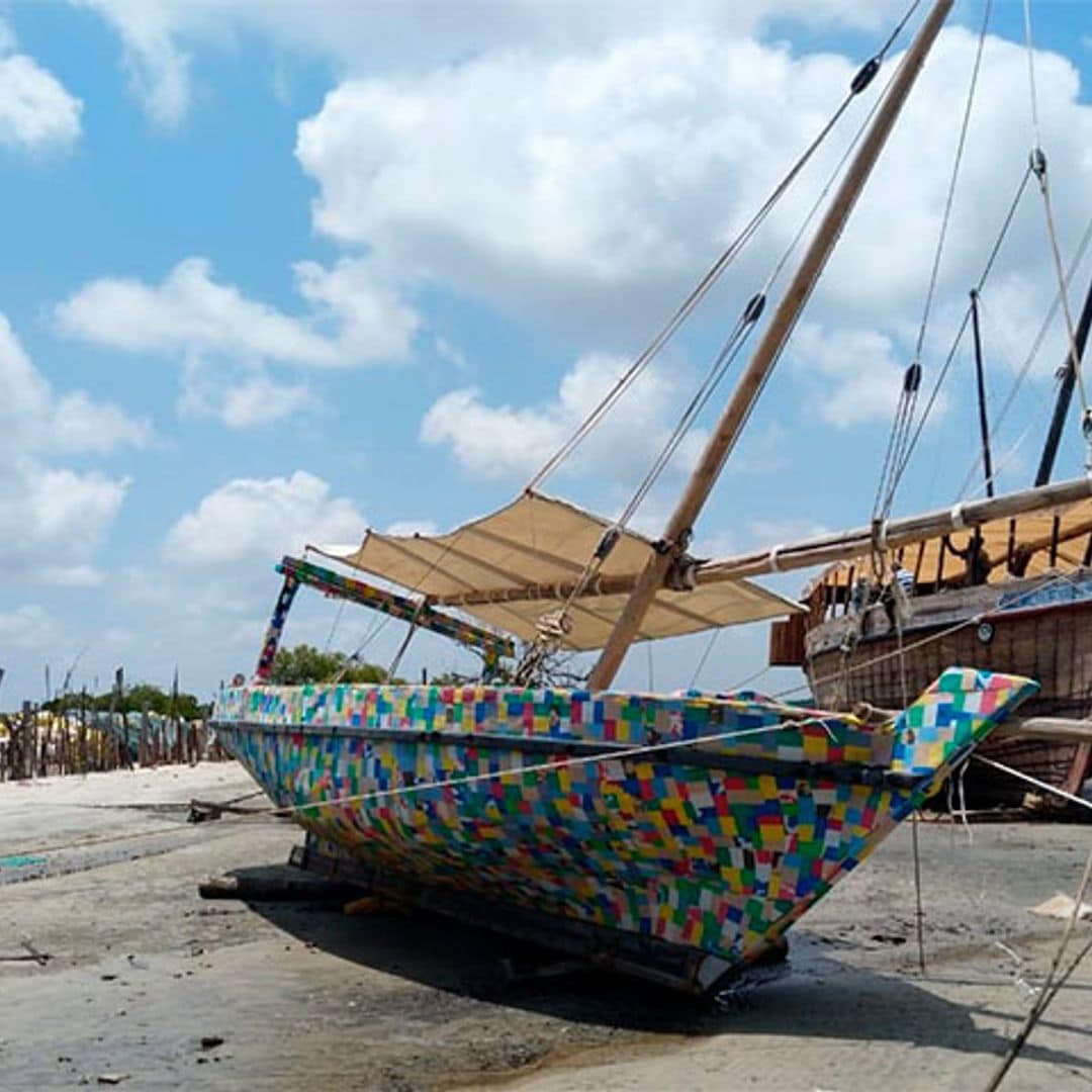 FlipFlopi, el primer barco construido con plástico reciclado