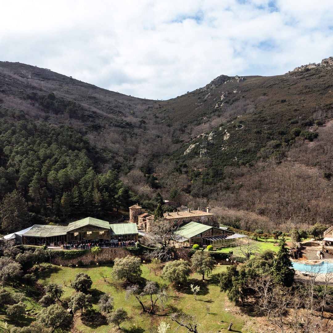 Denitoz de Borbón-Dos Sicilias y Elorduy Tourné HOLA4211