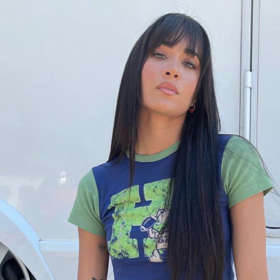 El look 'Bratz' de Aitana con los pantalones de mariposas más favorecedores