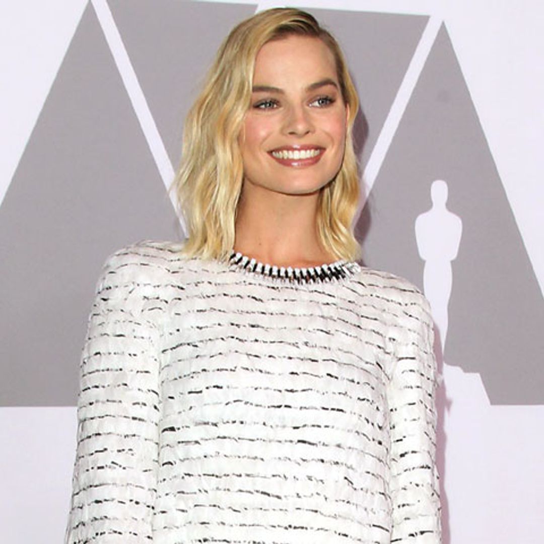 Visto en Kaia Gerber y Margot Robbie: el vestido de invitada para todo tipo de siluetas