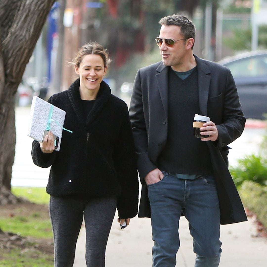 Ben Affleck halaga a Jennifer Garner y revela cómo aborda los rumores con sus hijos