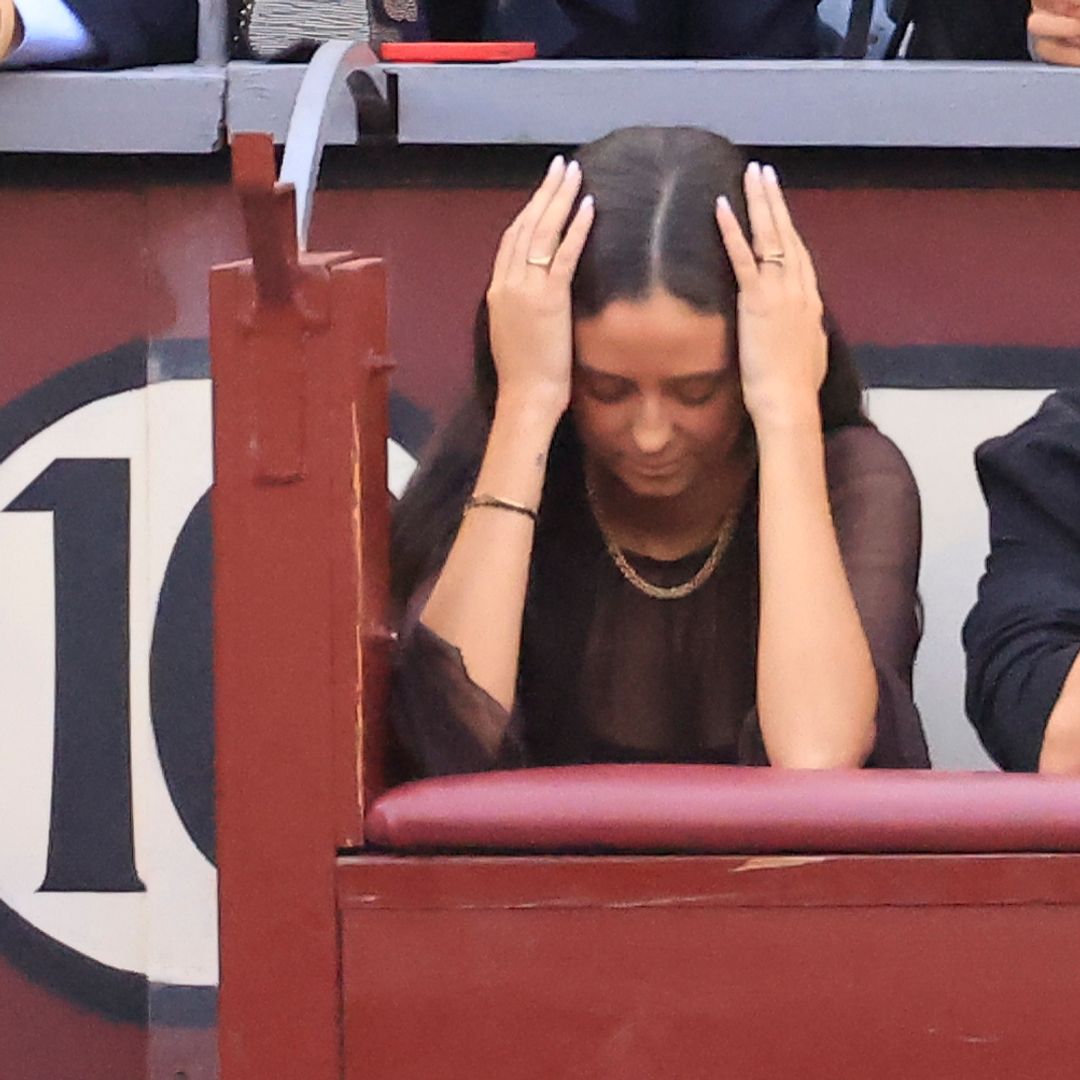 La angustia de Victoria de Marichalar al ser testigo de la grave cornada de su amigo Roca Rey en Las Ventas