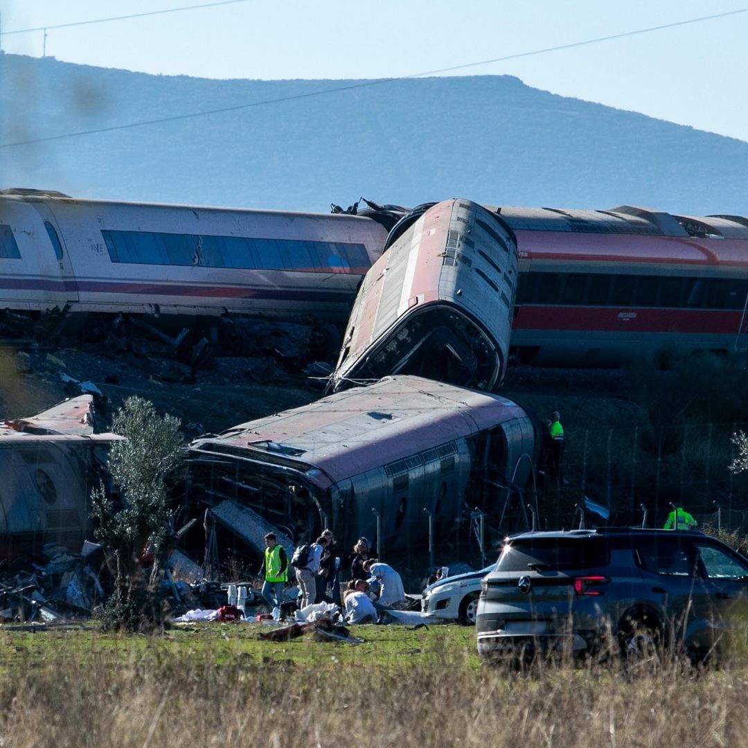ÚLTIMA HORA. Choque de trenes en Toledo: al menos 30 muertos tras la colisión de un AVE y un Iryo en Urda
