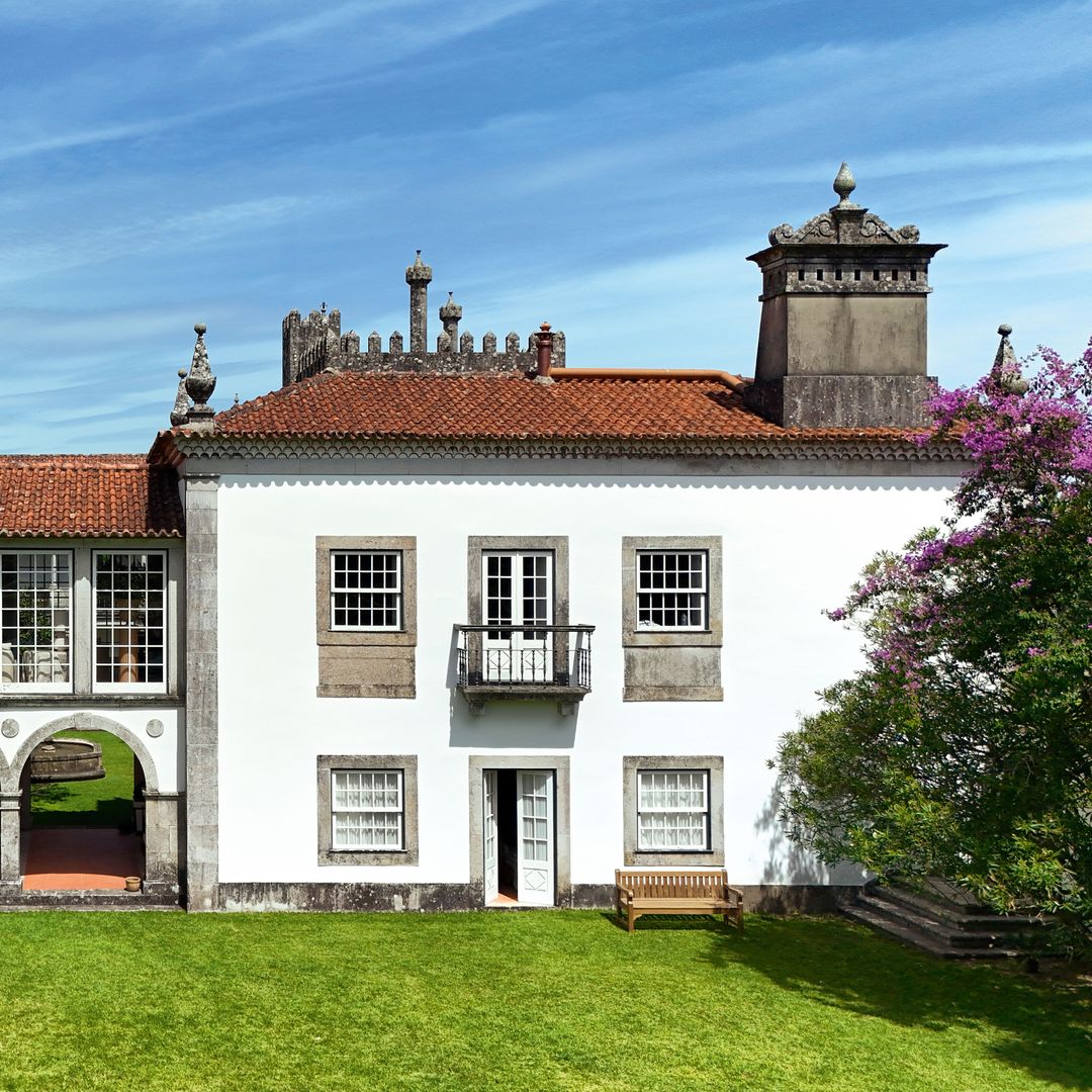 Palacio familiar con la torre de piedra que se erigió en el XVII
