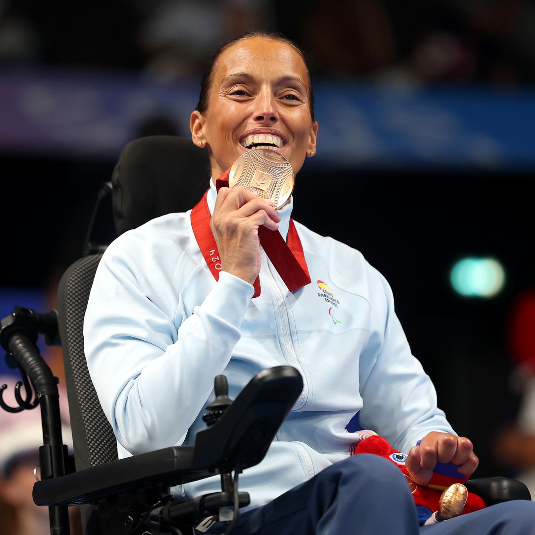El lado personal de Teresa Perales, la leyenda de la natación paralímpica: casada con un periodista y madre de un niño