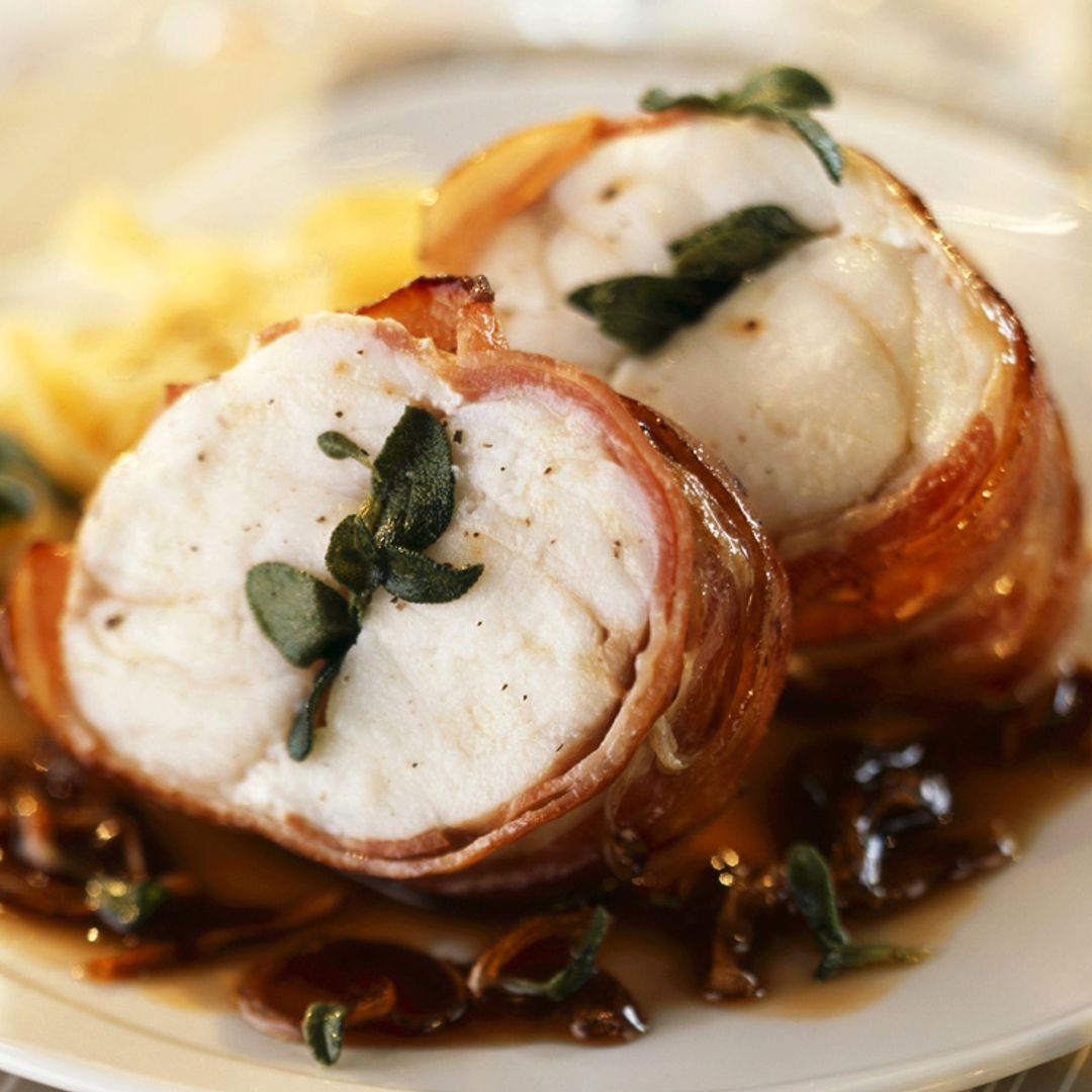 Pescados al horno para tus comidas de Navidad: 10 ideas deliciosas