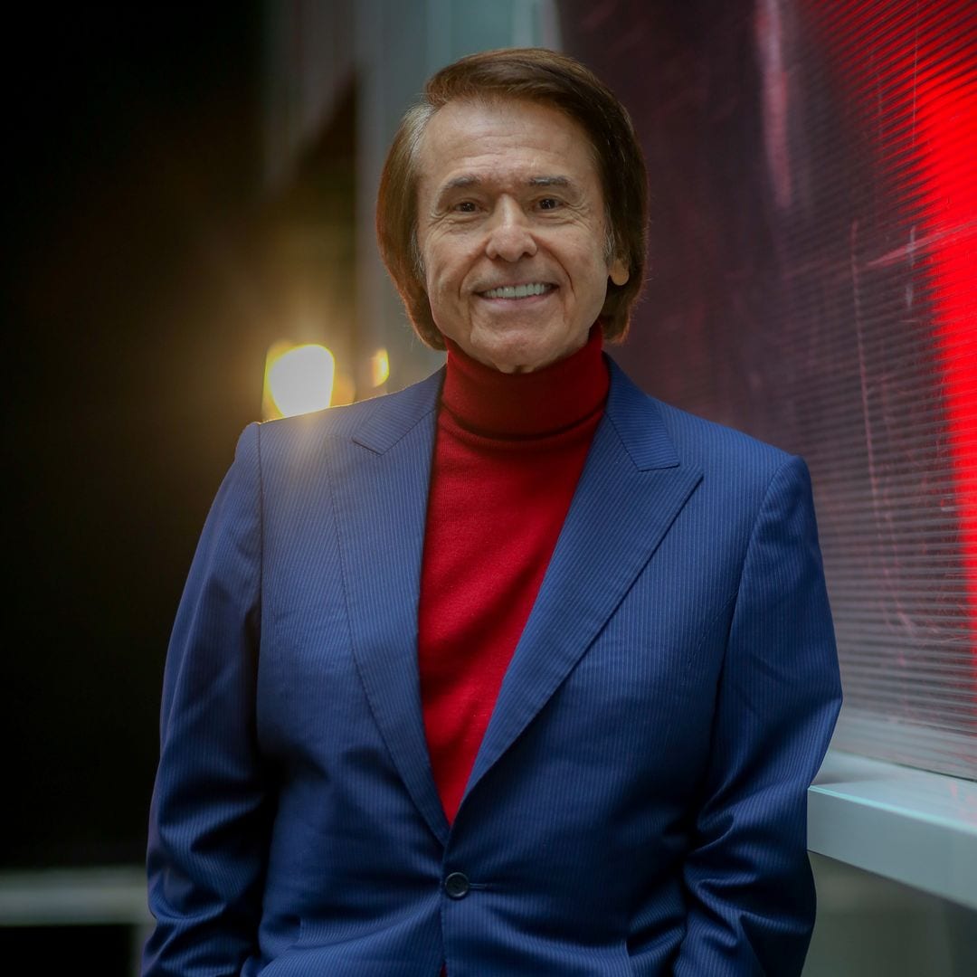 Raphael anuncia su triunfal regreso a los escenarios, tras diagnóstico de linfoma cerebral