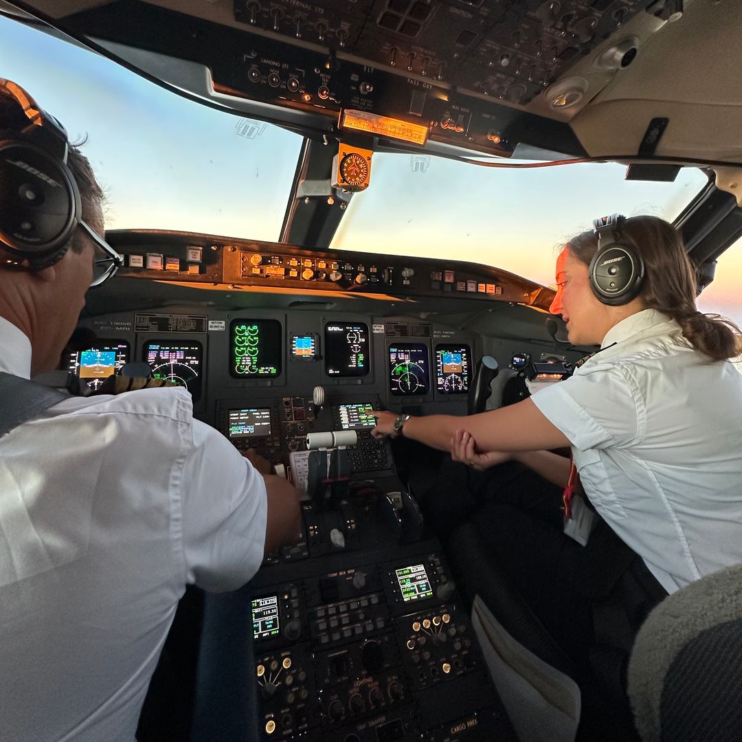 Lucía Pombo forma parte de las pocas mujeres que hoy en día son pilotos de aviación comercial