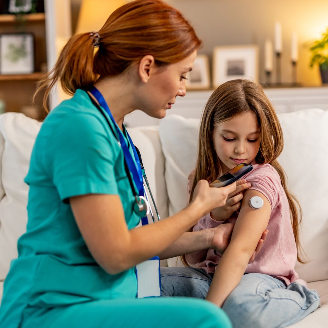 Dr. Eduardo Junco, pediatra: "La educación familiar del niño con diabetes se centra en el conocimiento de la enfermedad y en el autocuidado"