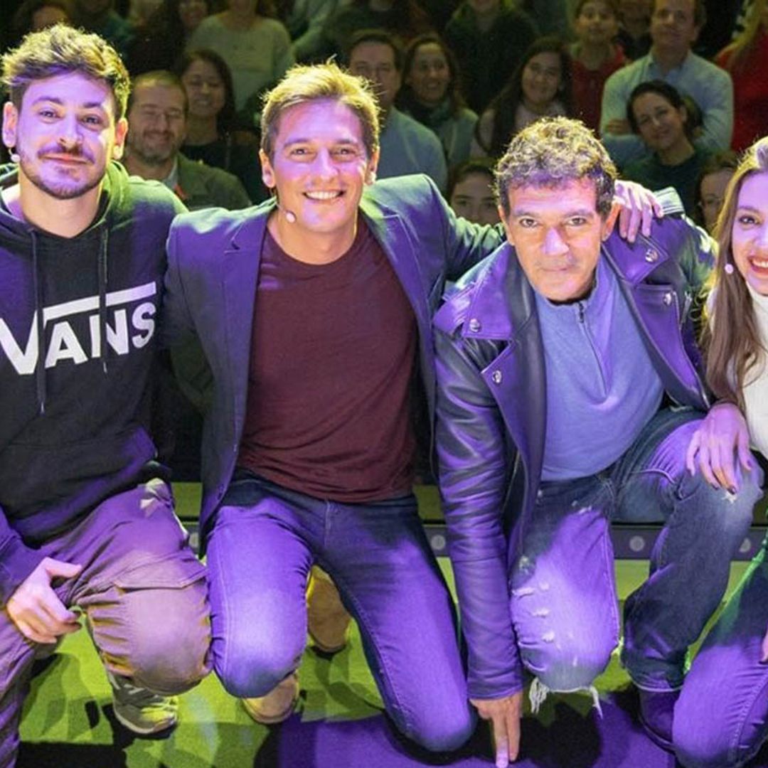 Así ha sorprendido Antonio Banderas a Ana Guerra y Cepeda sobre el escenario