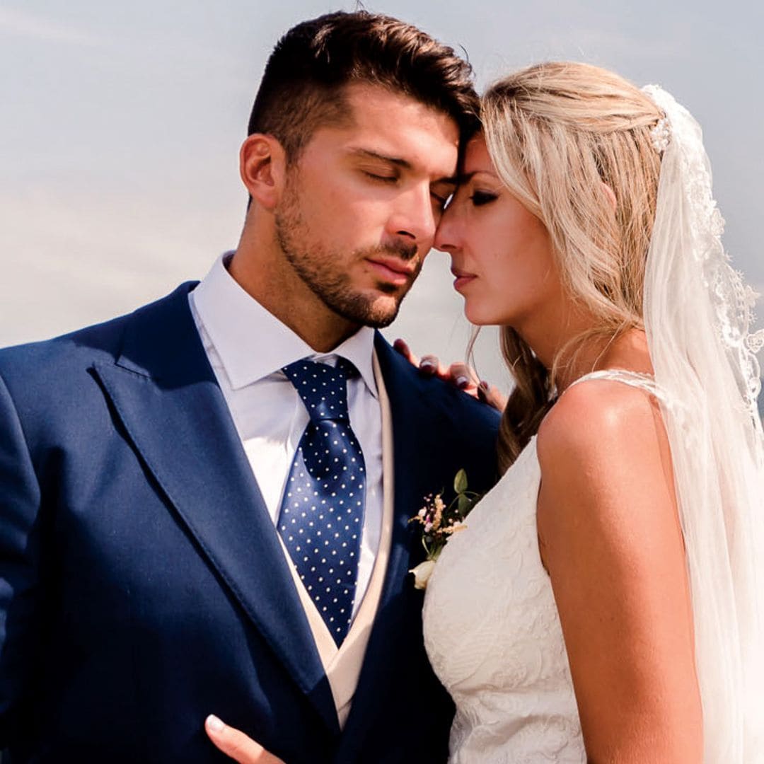 La romántica boda junto al mar de Cristian Toro y Susana Salmerón