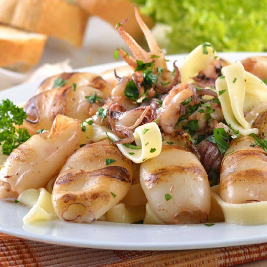 'Tagliatelle' al limón con chipirones