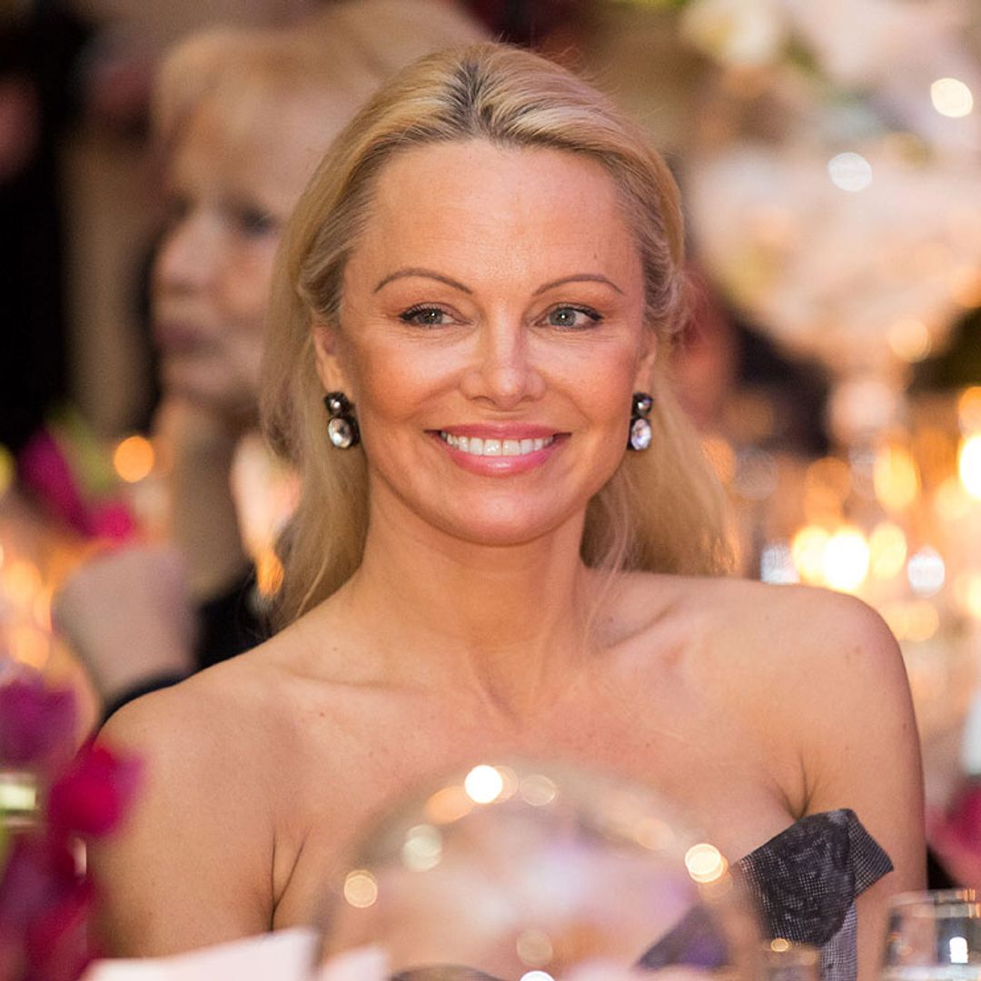 Pamela Anderson se separa de Jon Peters doce días después de casarse