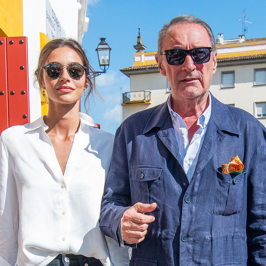 Carlos Herrera protagoniza el momento más emotivo de la boda de Rocío Crusset con un baile de sevillanas junto a su hija
