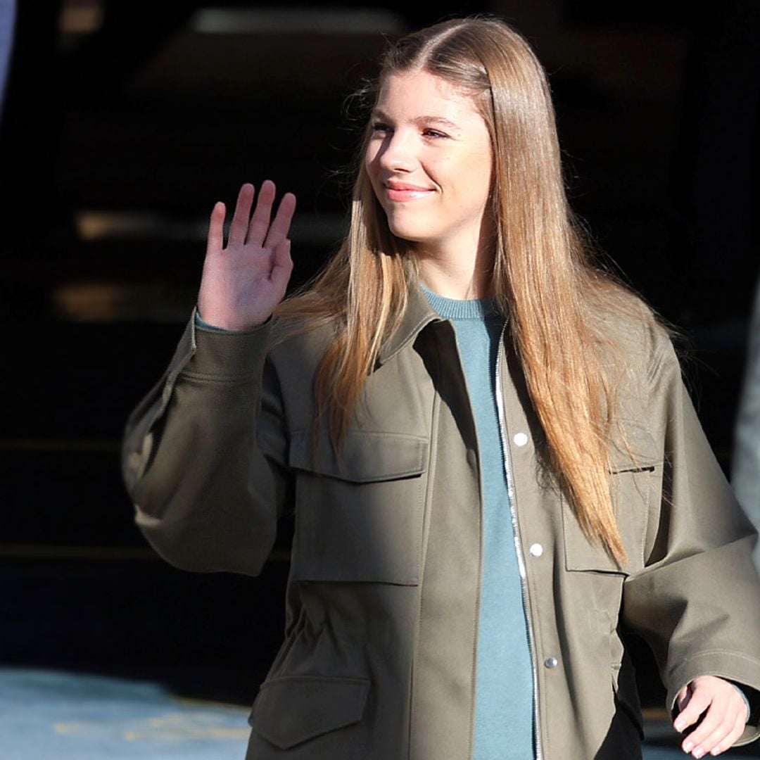 ¿Qué supermodelo ha versionado en 'denim' la chaqueta cargo que viralizó la infanta Sofía?