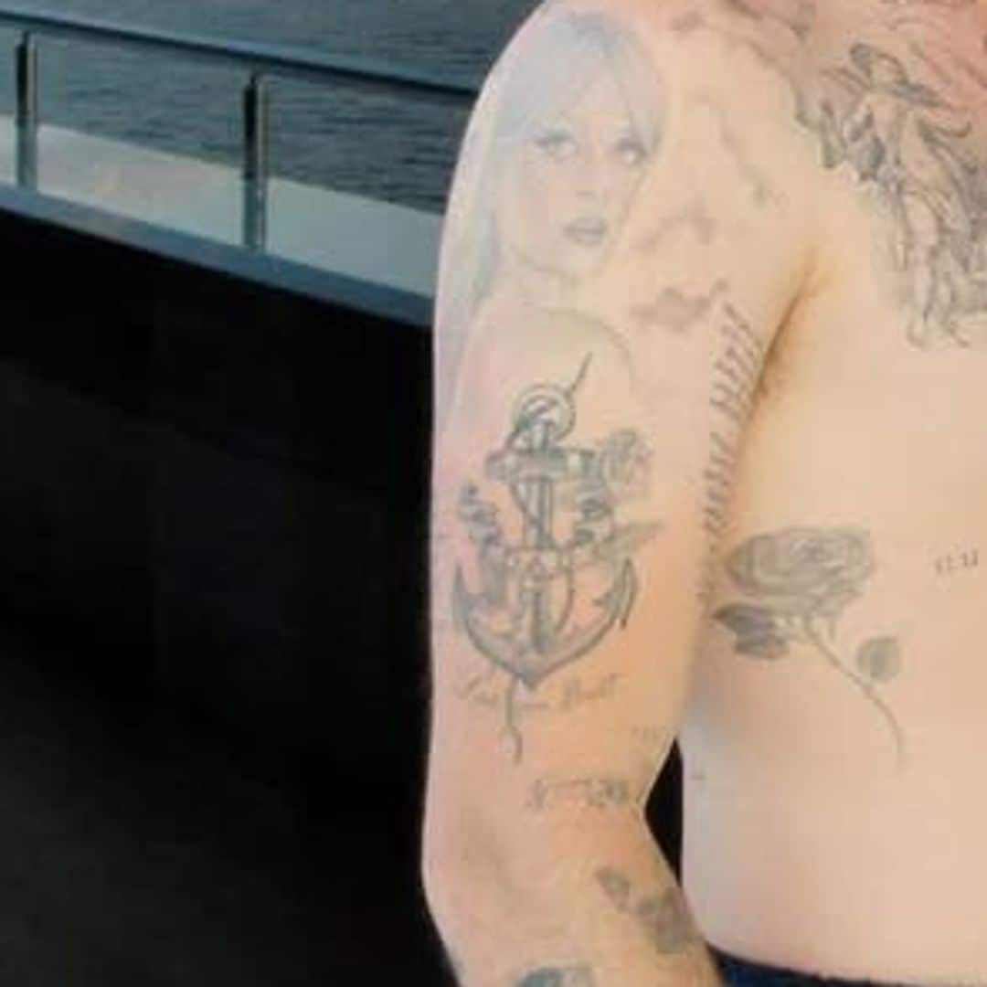 Este es el tatuaje que, según The Sun, Brooklyn modificó. 