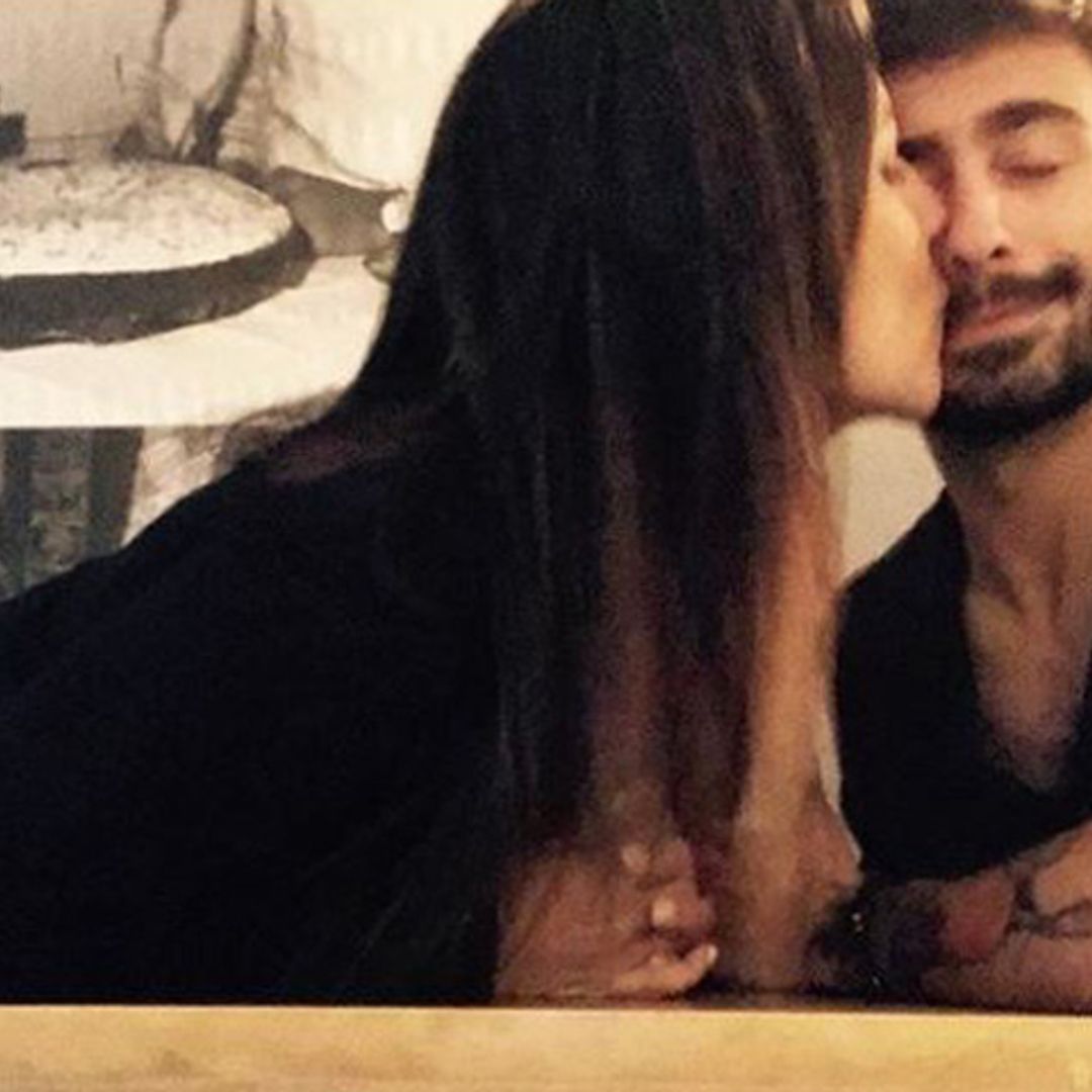 El primer beso de Irene Junquera y Rayden