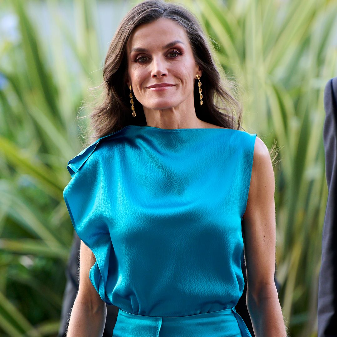 Los 12 looks innovadores de la reina Letizia en su cita con el periodismo en Madrid desde 2008