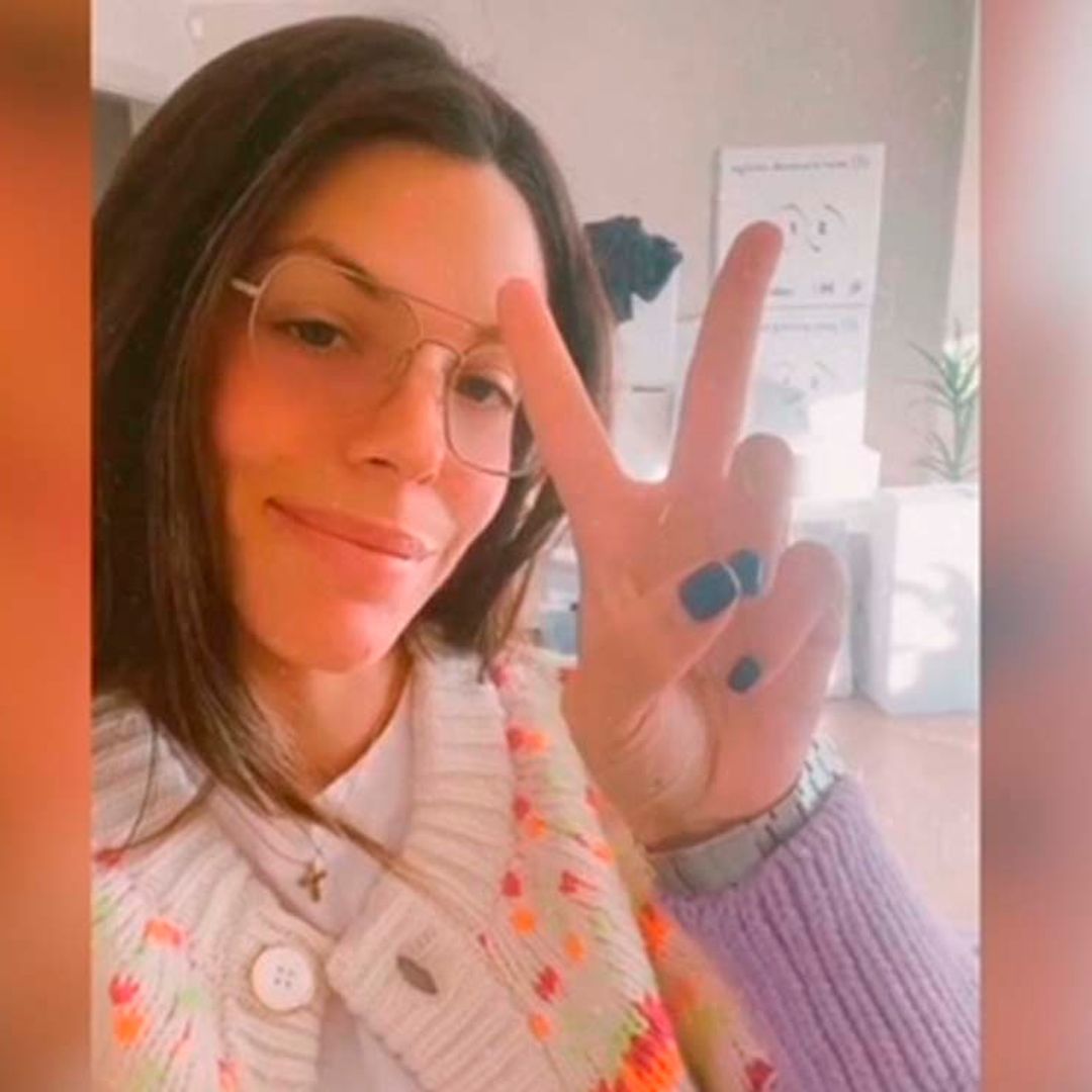 Laura Matamoros, a punto de dar a luz y en plena mudanza...¡sin perder la sonrisa!