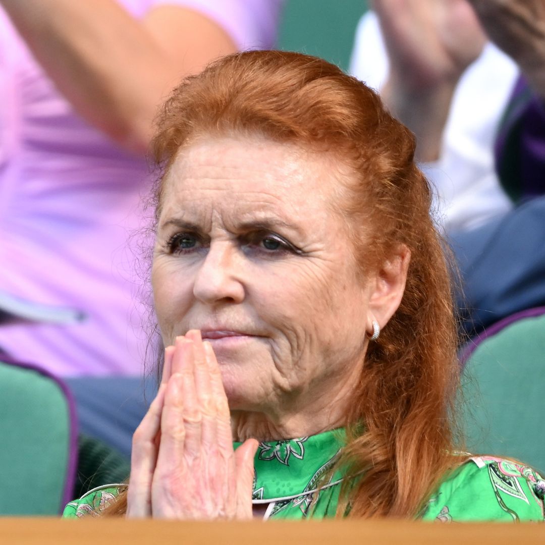 Sarah Ferguson, de spa en spa mientras esquiva el caso Epstein y su entorno asegura que "está mal"