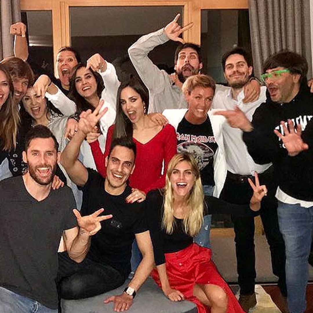 Invitados de lujo, una tarta muy original... Así fue la divertida fiesta de cumpleaños de Rudy Fernández