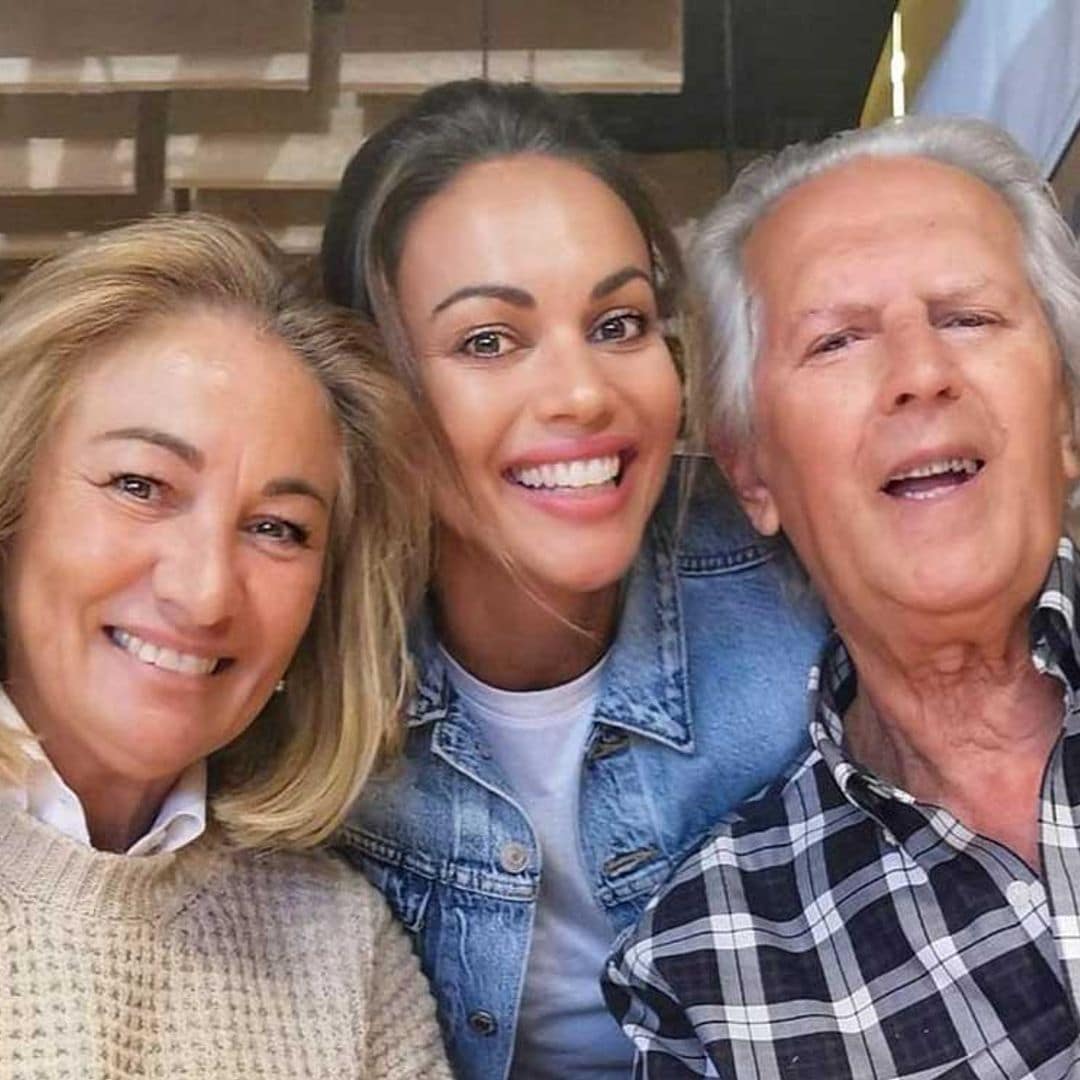 Lara Álvarez celebra el cumpleaños de su madre y Laura Madrueño le hace una petición desde 'Supervivientes'
