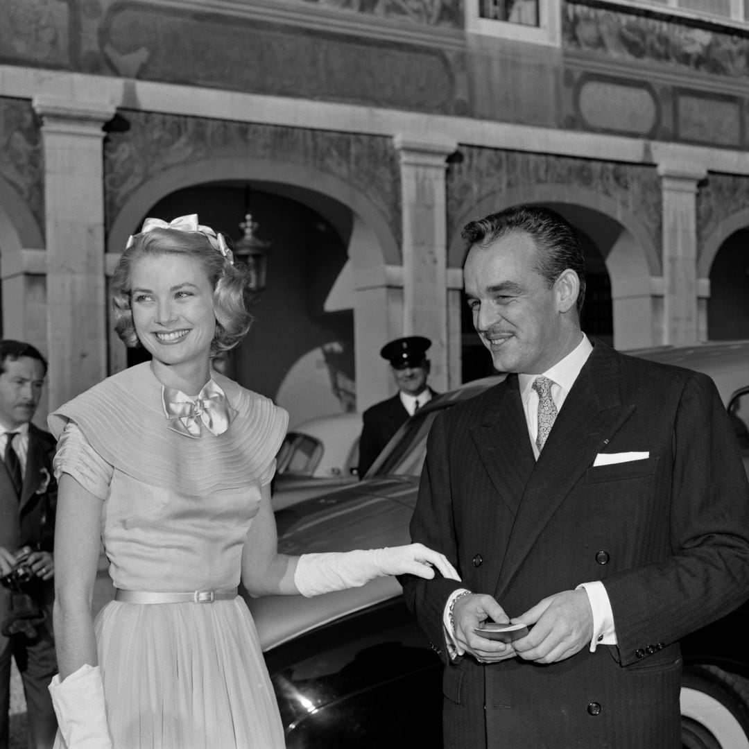 Los otros dos vestidos de novia de Grace Kelly que no conoces son diseños perfectos para una boda civil