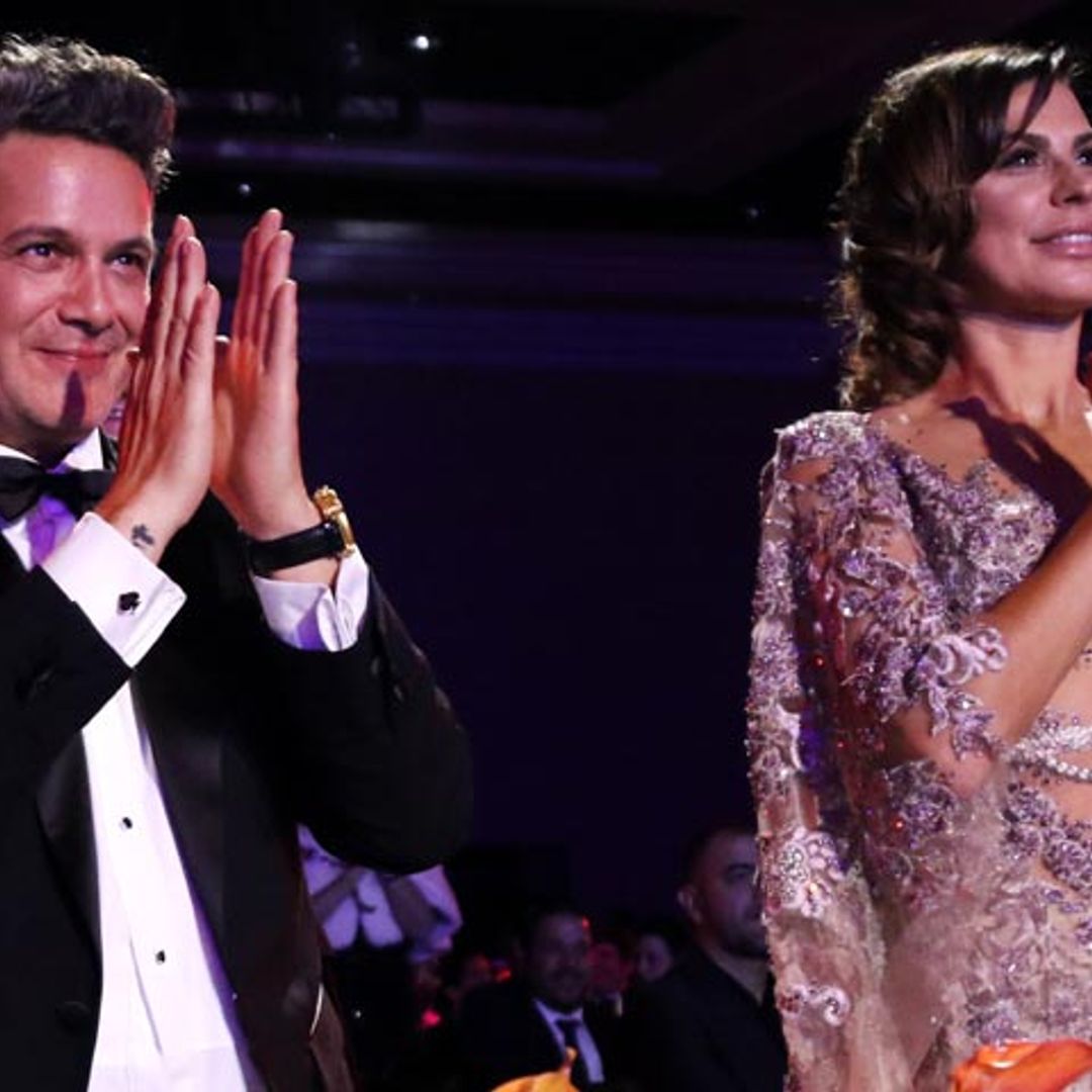 Alejandro Sanz, arropado por su mujer Raquel Perera y sus hijos en su noche más especial