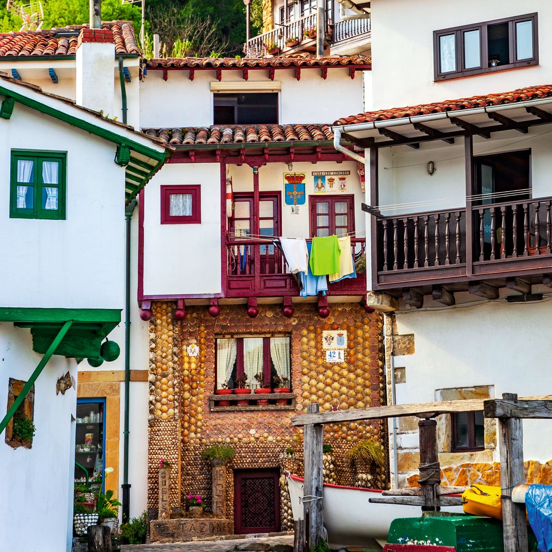Casa de las Conchas en Tazones, Asturias