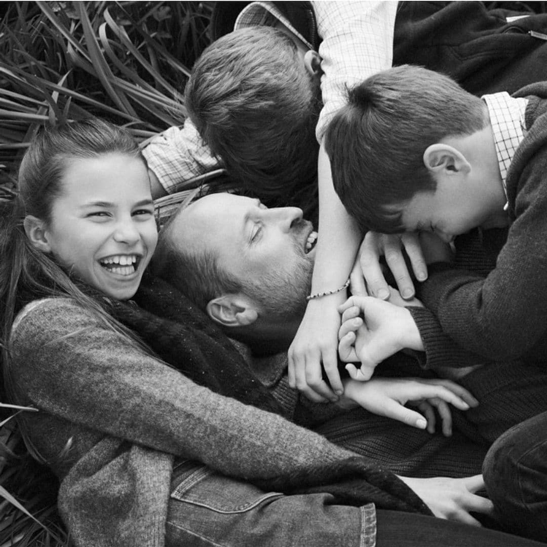 La felicitación más entrañable al Príncipe de Gales: así le han sorprendido sus tres hijos