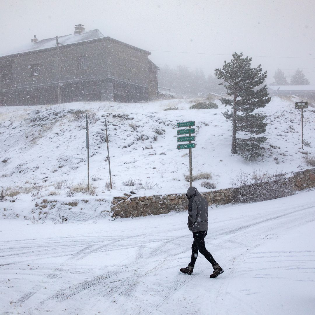 La AEMET activa la alerta amarilla en Madrid: zonas afectadas, cotas y las horas en las que puede nevar