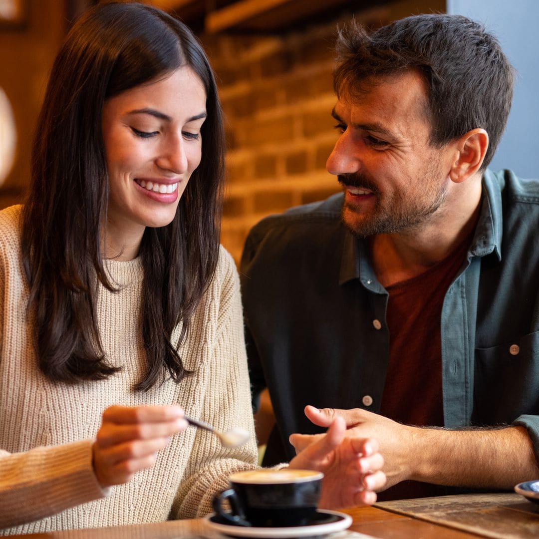 Elena Tobaruela, psicóloga: "Cuando tratamos de seducir a alguien, de alguna manera, lo manipulamos"