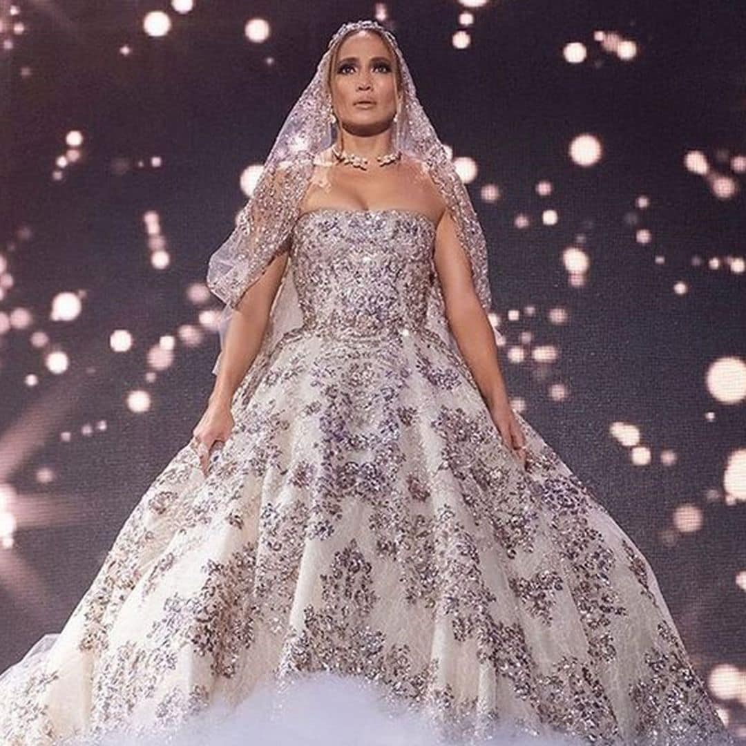 Todos los vestidos de novia de Jennifer Lopez dentro y fuera de la pantalla