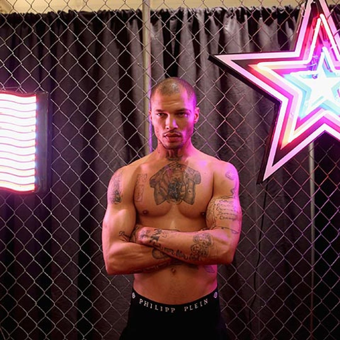 Jeremy Meeks, el (ex) preso más 'sexy' del mundo, luce tatuajes y músculos en Nueva York