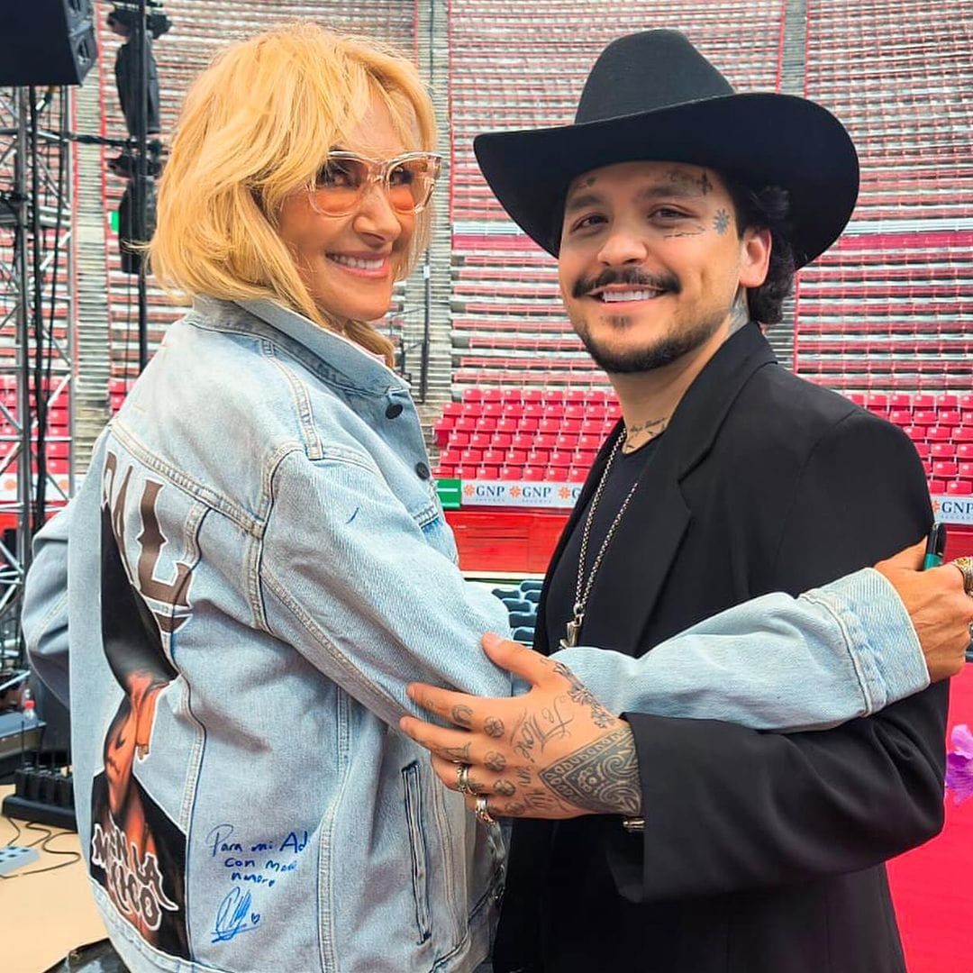 Adela Micha rompe el silencio sobre su entrevista con Christian Nodal: ‘Nadie lo obligó a hablar’