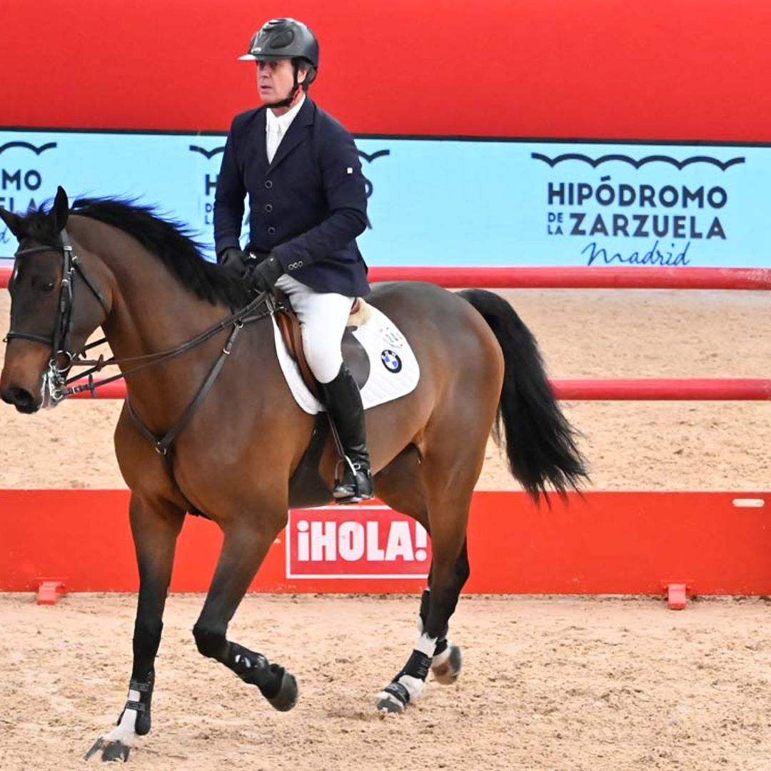 Cayetano Martínez de Irujo compite en la Madrid Horse Week con dos costillas fracturadas