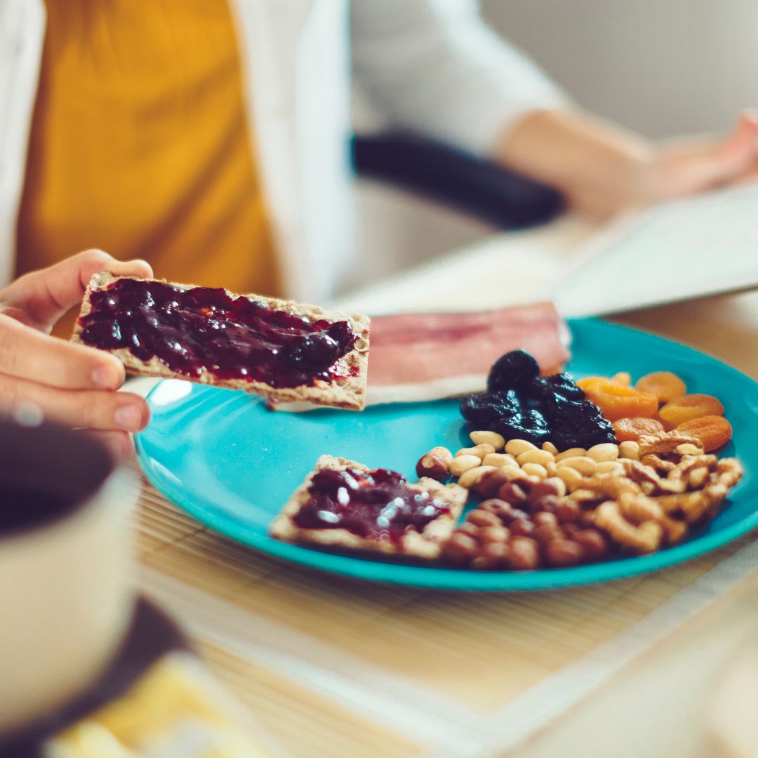 Este alimento mejora tu salud ósea y digestiva y se convierte en una buena opción tras la menopausia