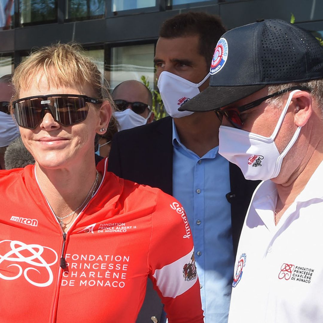 Charlene de Mónaco gana la prueba de 24 horas en bici acuática entre Córcega y el Principado