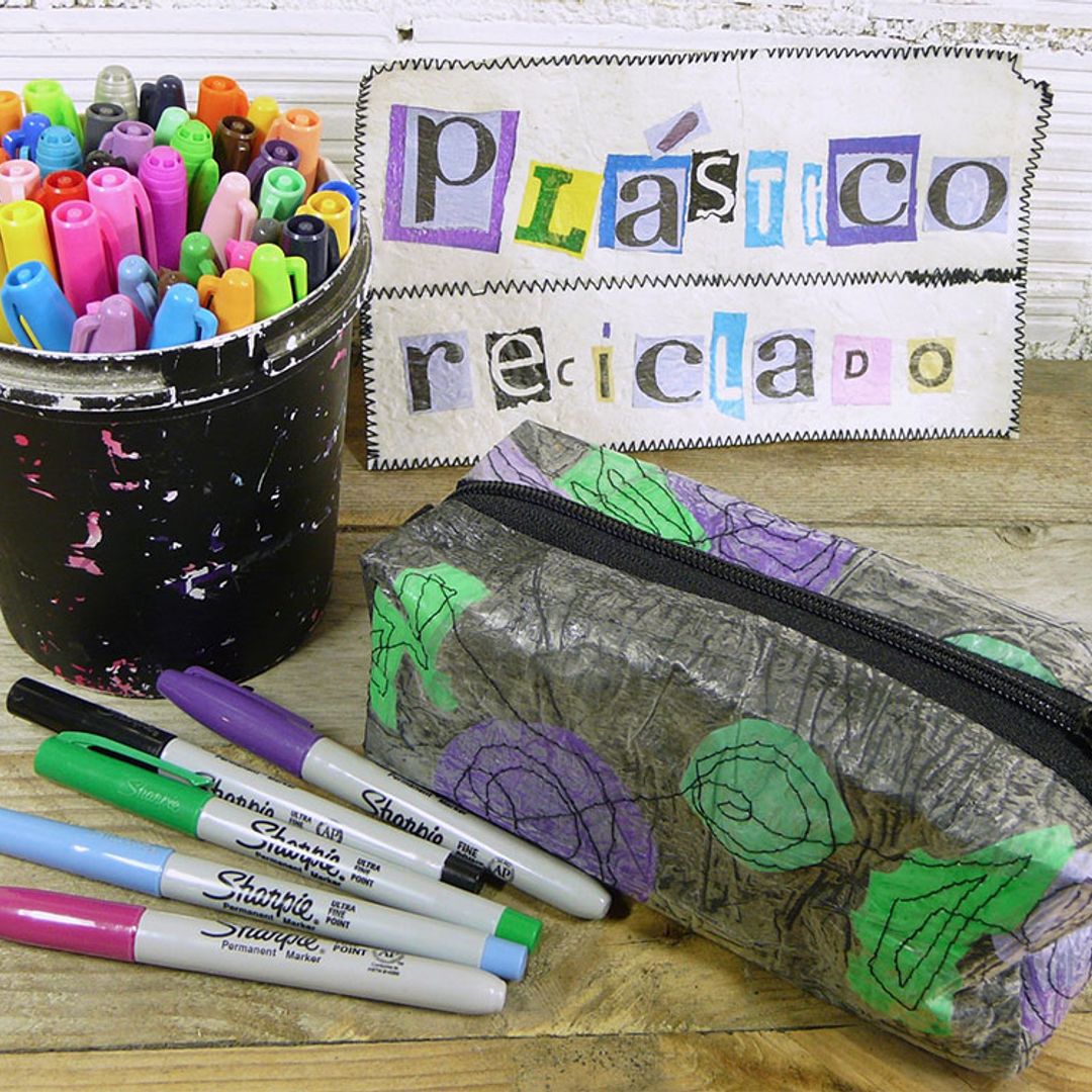 Artesanos del reciclaje, decoración a partir de materiales reciclados y sostenibles
